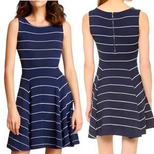 Sz L Alice + Olivia Bolton Ottoman Emboss Pinstripe Navy Fit & Flare Dress